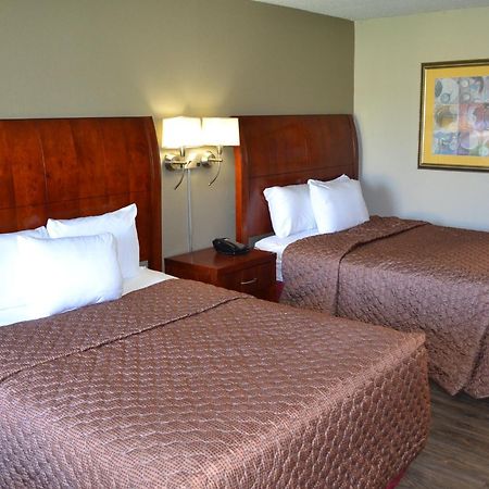 Econo Lodge&Suites Greensboro Eksteriør billede