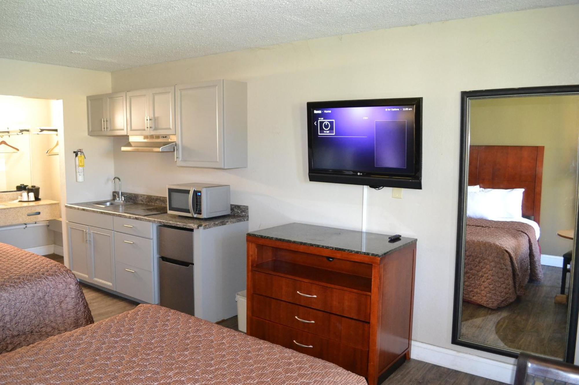 Econo Lodge&Suites Greensboro Eksteriør billede