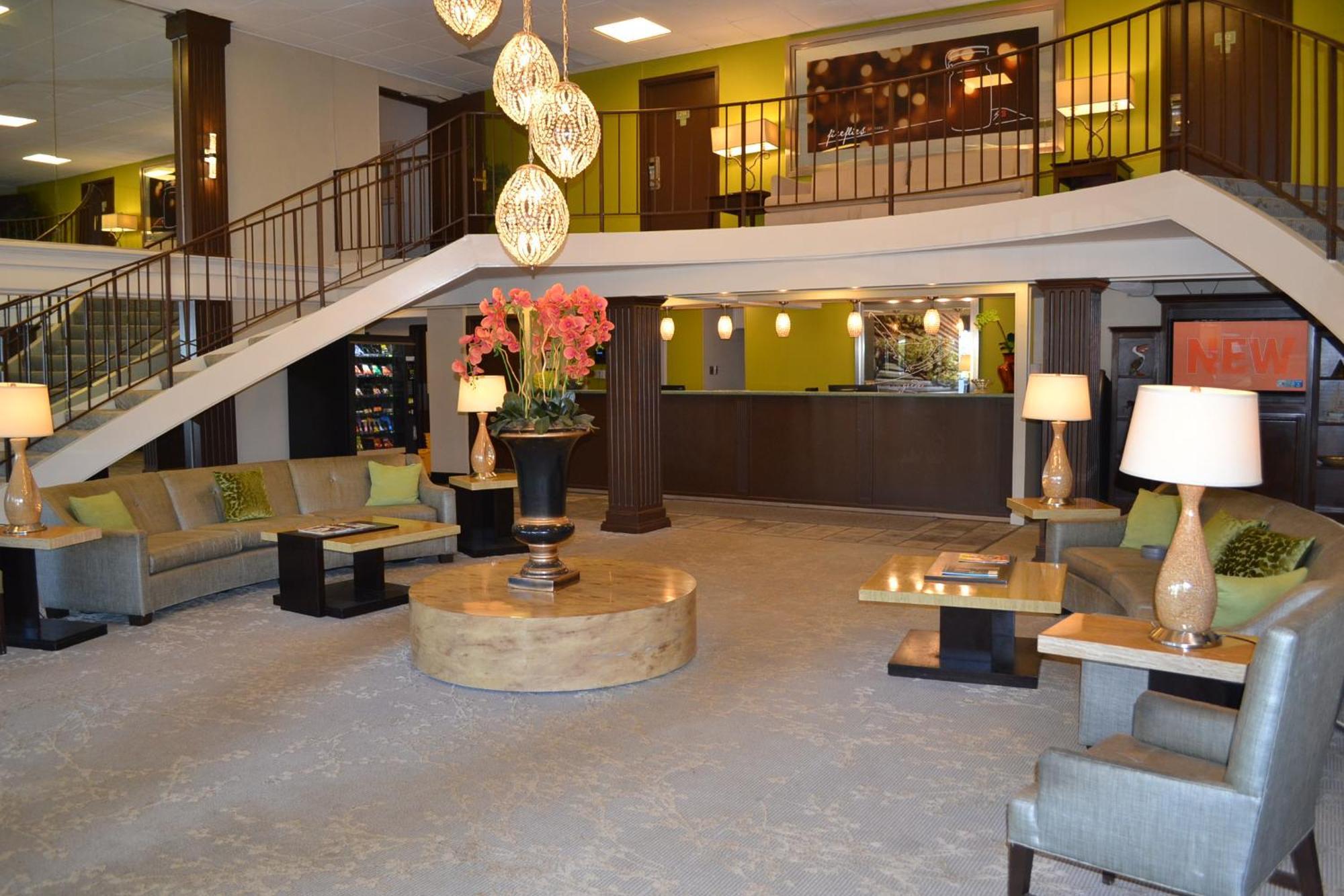 Econo Lodge&Suites Greensboro Eksteriør billede