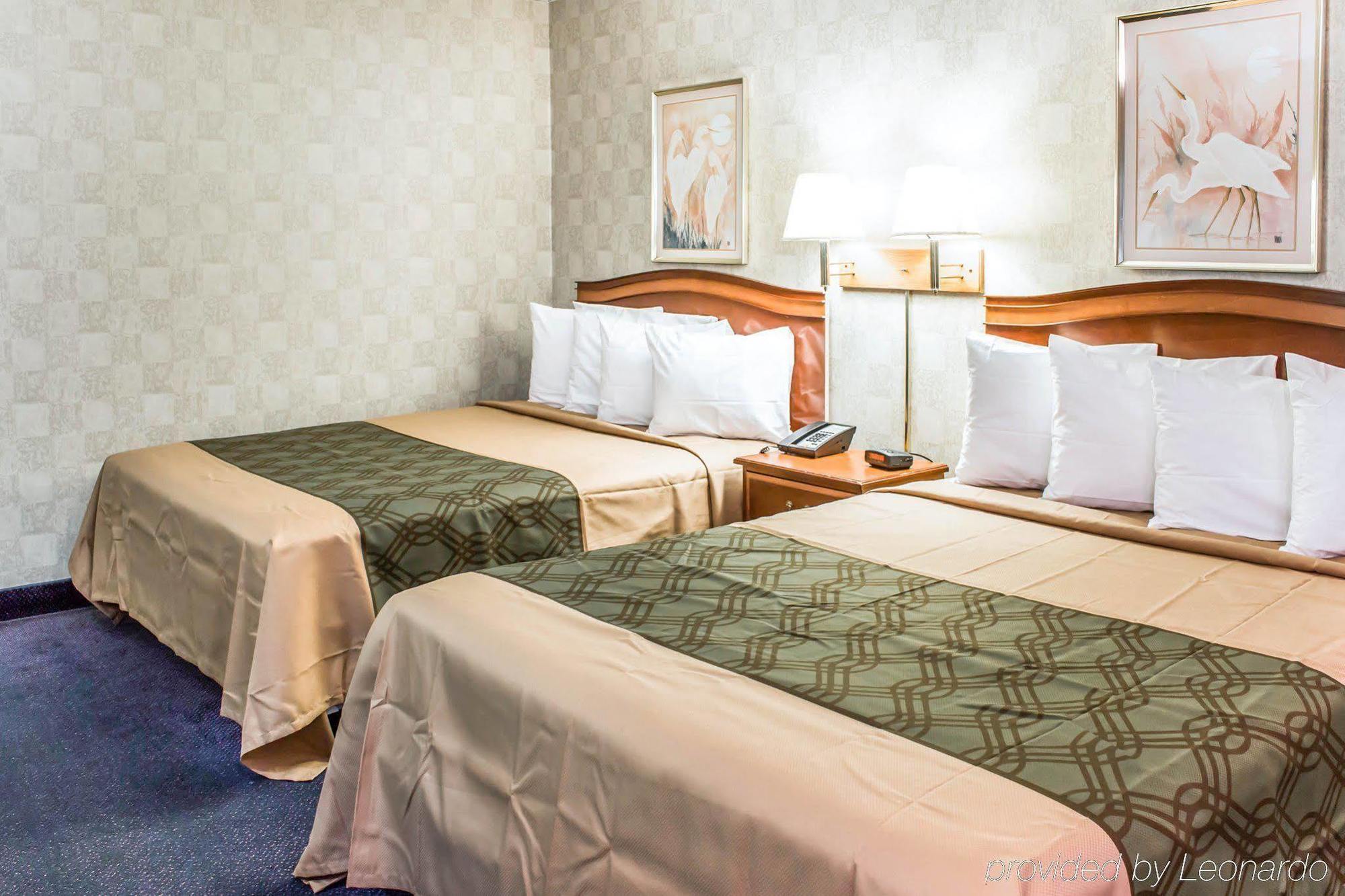 Econo Lodge&Suites Greensboro Eksteriør billede